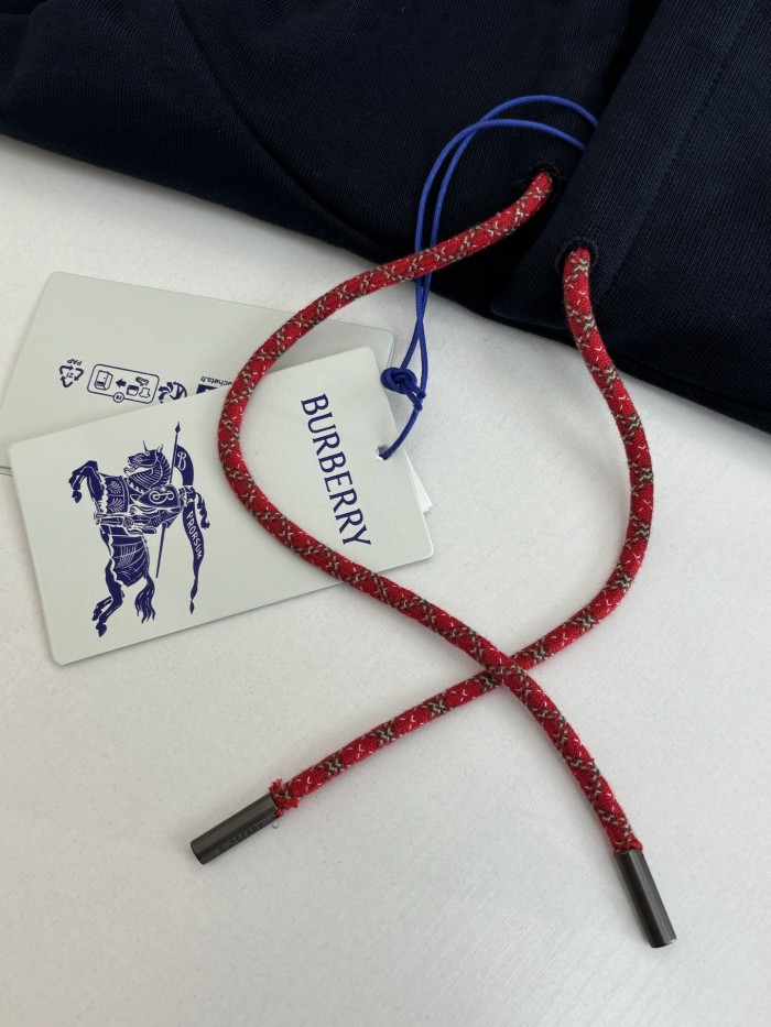 追跡付 バーバリー コピー の2026SS馬術騎士絨毛馬刺繍連帽衛衣