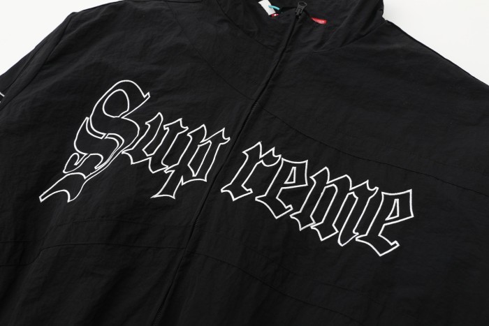 追跡付 シュプリーム コピー Supremeロゴプリント スタンドカラー ジップアップジャケット2色