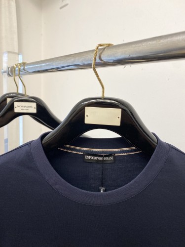 超奇跡の入荷☆ アルマーニ 激安通販 2026SS秋冬 ロングスリーブTシャツ