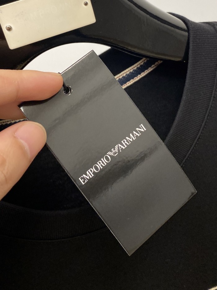 追跡付 アルマーニ コピーおすすめ 2026SS秋冬 ロングスリーブTシャツ
