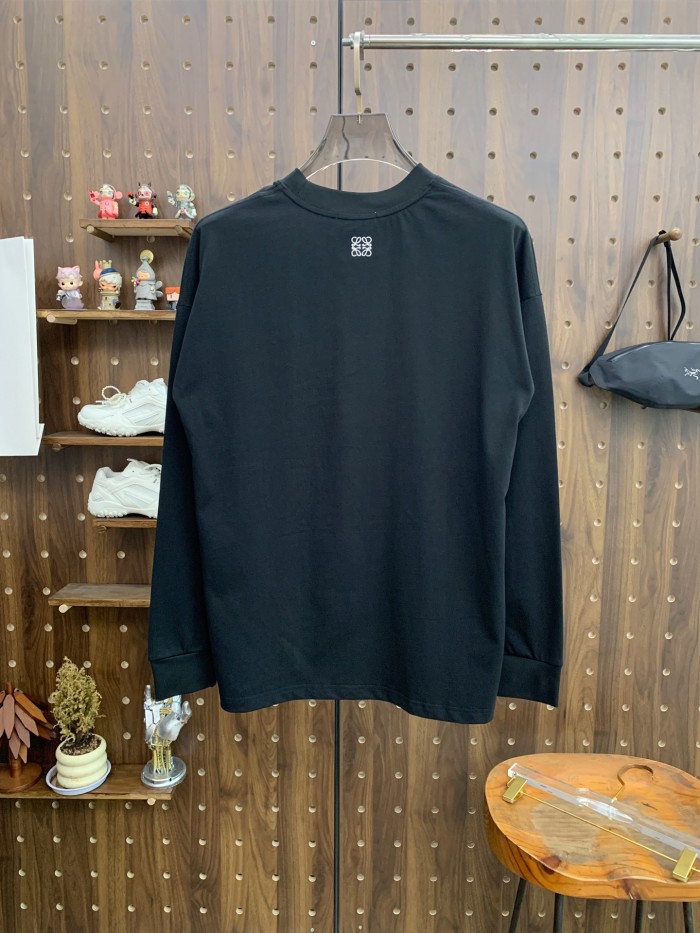 累積売上総額第１位！ロエベ 激安偽物 の26ssロングスリーブTシャツ