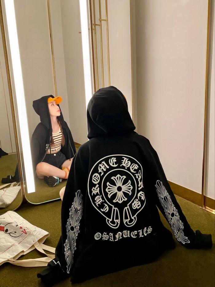 入手困難 クロムハーツ スーパーコピー の2026SS ユニセックス ホースジップパーカー