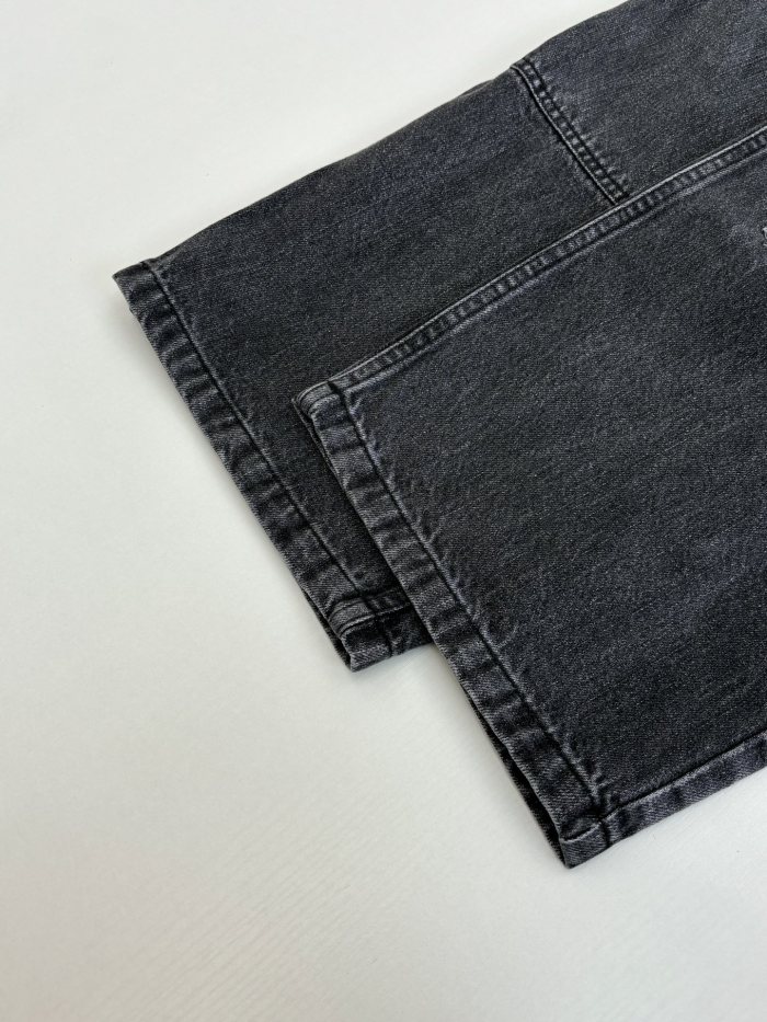 使い勝手良し  ディオール n級品 の2026SS スプリングコレクション ブレード刺繍デニムワークパンツ