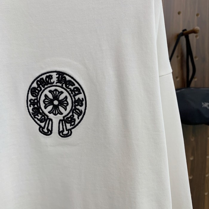 稀少 クロムハーツ 偽物通販 のクルーネック ロングスリーブTシャツ