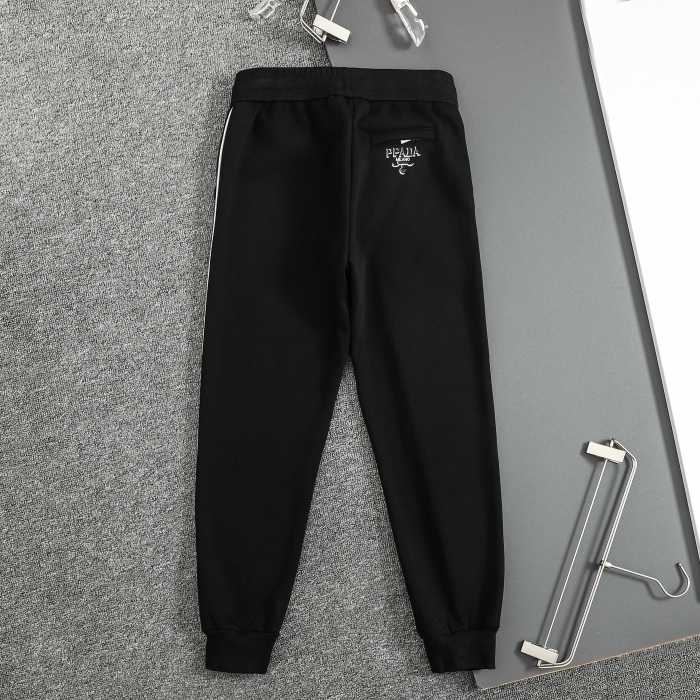 超奇跡の入荷☆ プラダ スーパーコピー の2026SSカジュアル フリース裏地 ロングパンツ