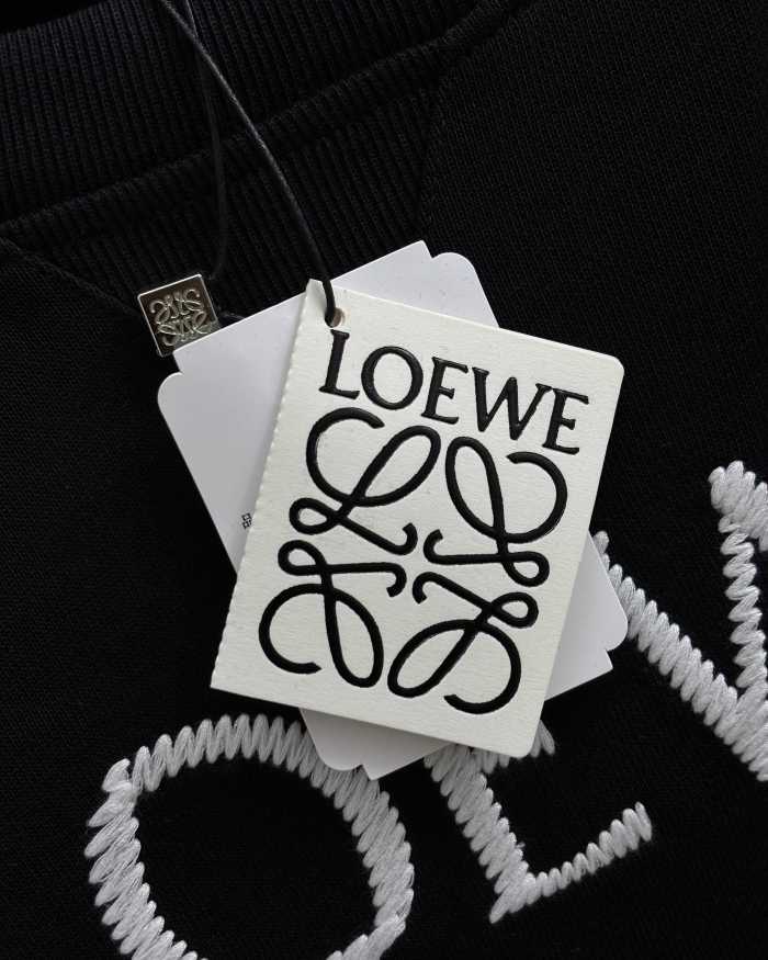 日本未入荷 ロエベ コピー の26ss 刺繍ロゴ カジュアルクルーネックスウェットシャツ