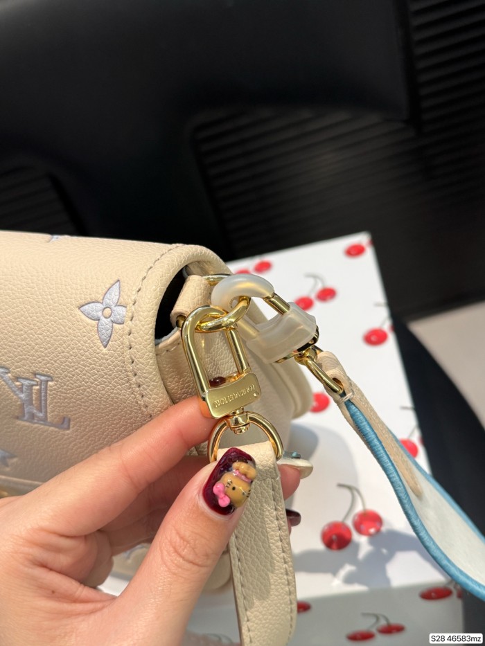 追跡付 ルイヴィトン コピー レディース バゲットバッグ