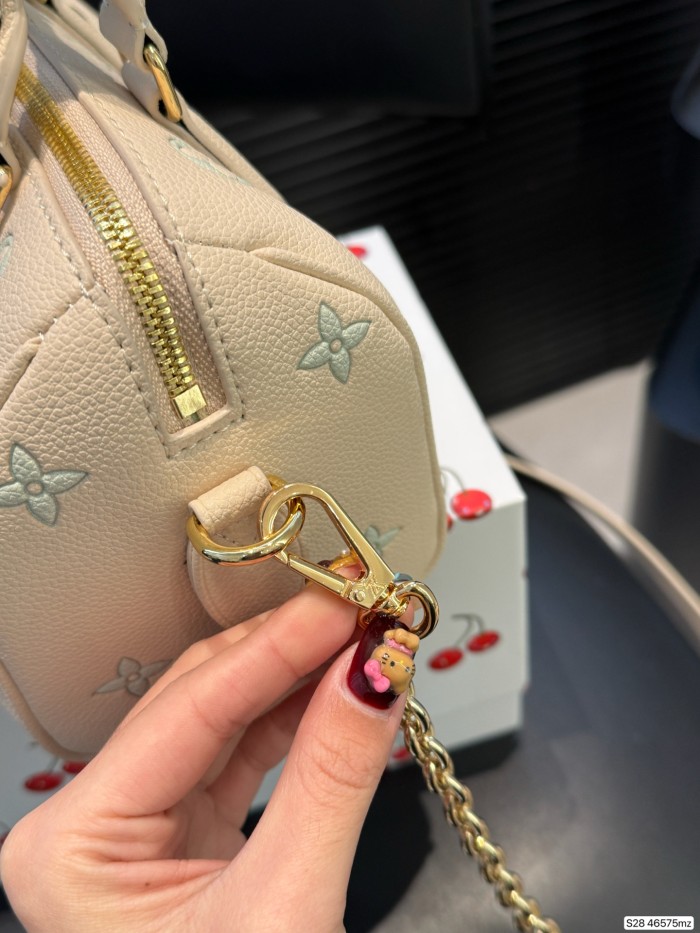 大人気 ルイヴィトン n級品 ピローバッグ コレクション