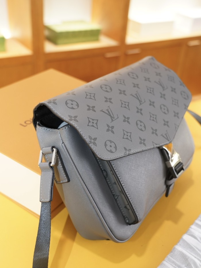 新作 ルイヴィトン n級品 メンズ ショルダーバッグ