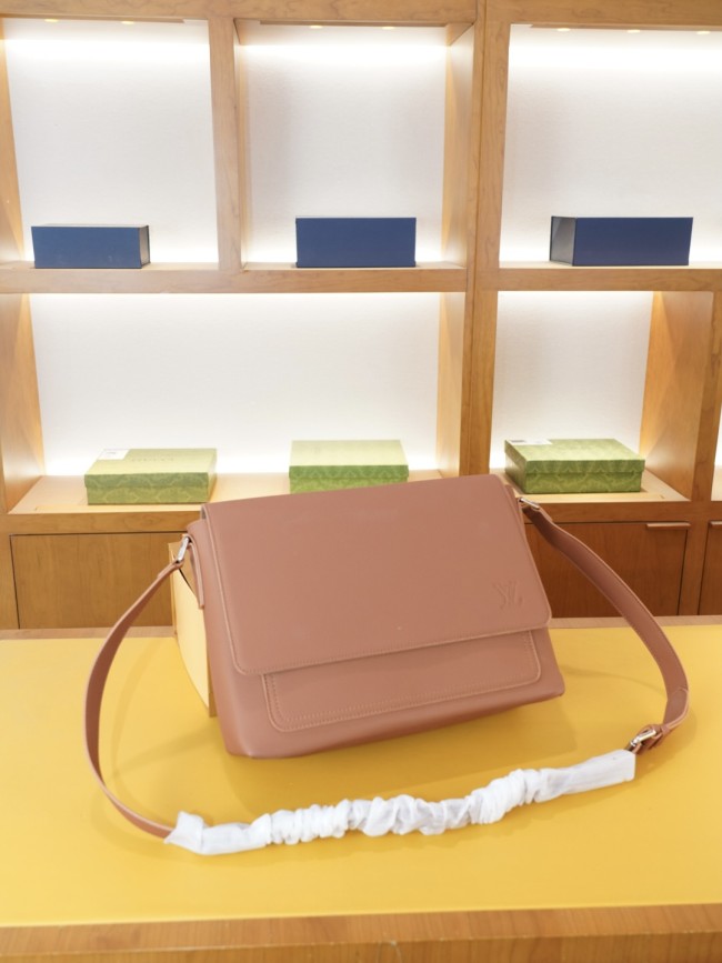 超奇跡の入荷☆ ルイヴィトン コピーおすすめ 2026SS メンズ ショルダーバッグ