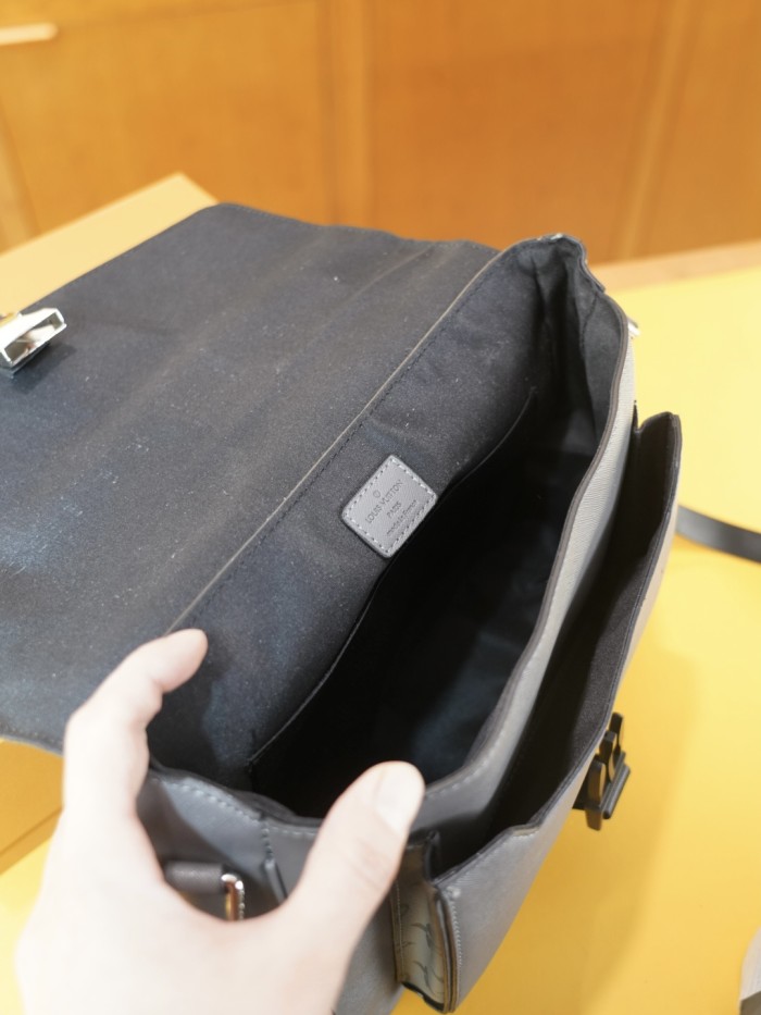 新作 ルイヴィトン n級品 メンズ ショルダーバッグ