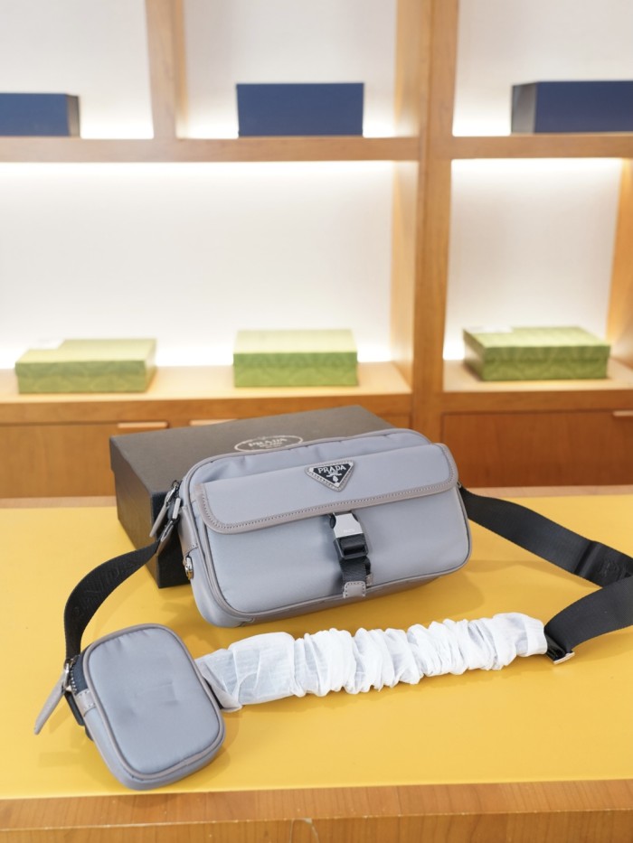 追跡付 プラダ n級品 2026SSメンズ ショルダーバッグ