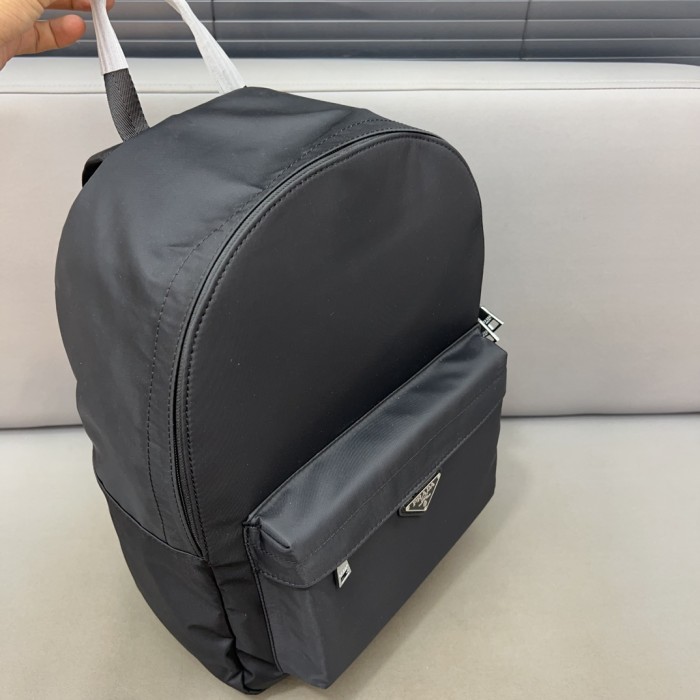 超奇跡の入荷☆ プラダ 偽物通販 2026SSメンズ リュックバック