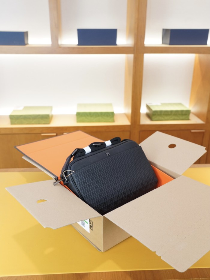 超話題! エルメス n級品 2026SSメンズ ショルダーバック