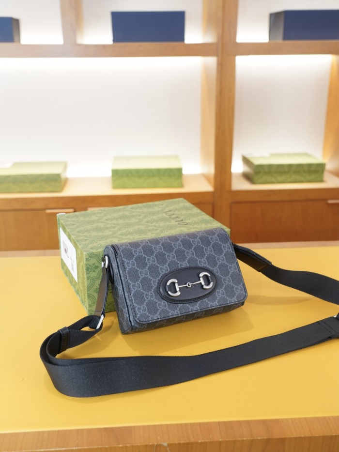 日本未入荷 グッチ コピー 2026SSメンズ  ショルダーバック