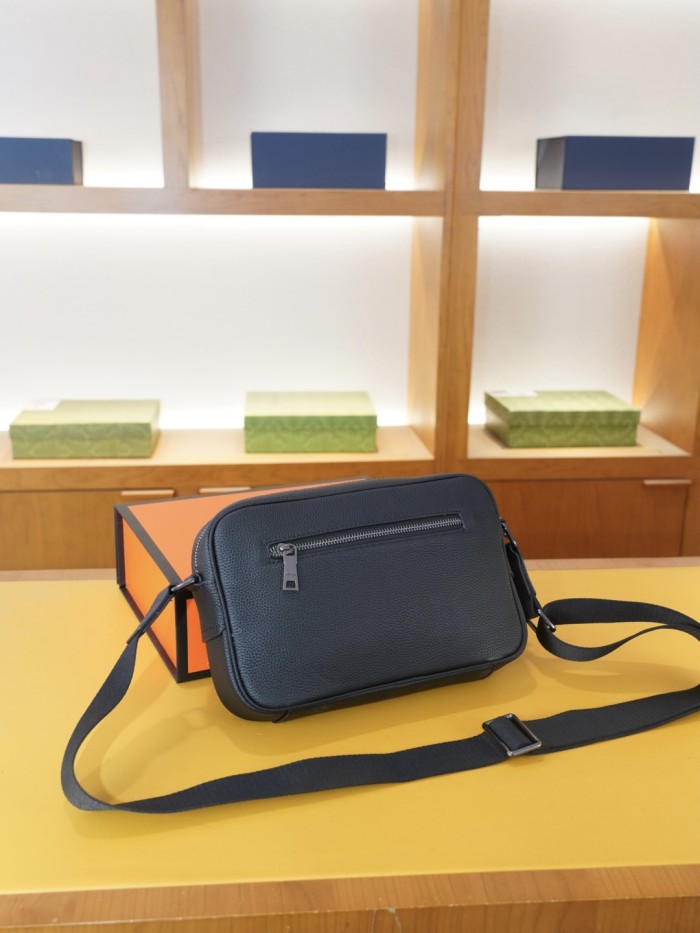 超話題! エルメス n級品 2026SSメンズ ショルダーバック