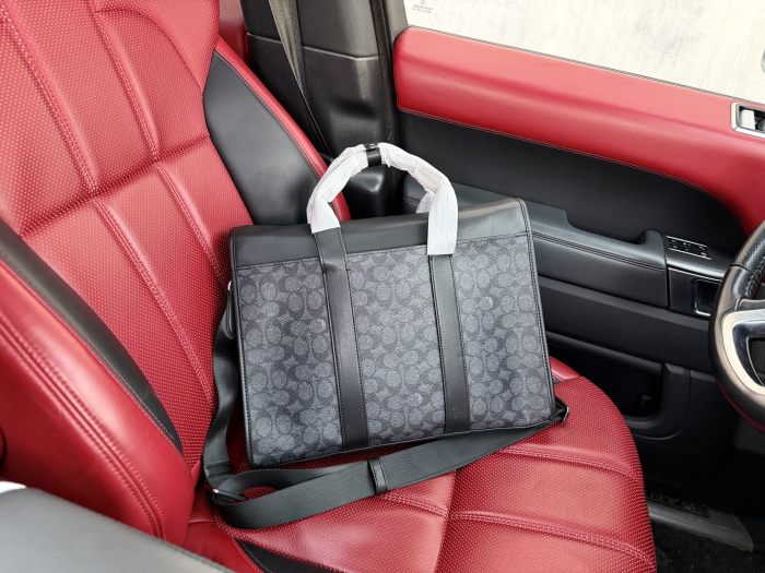 ★超人気 コーチ n級品 2026SS メンズ ブリーフケース