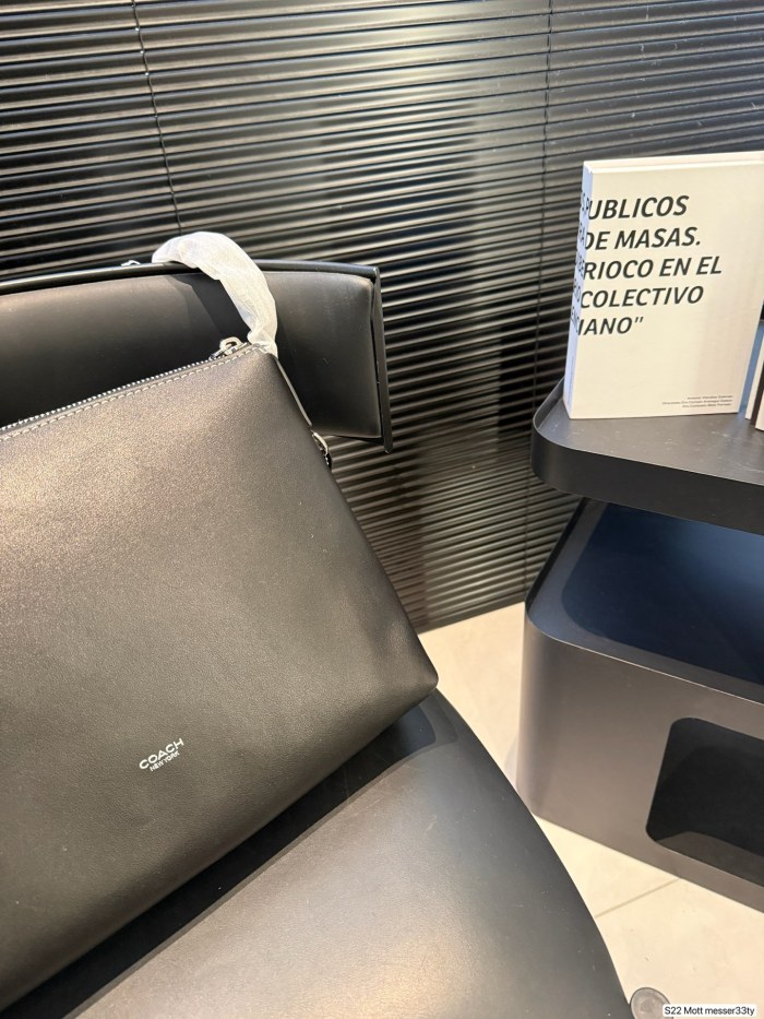 【限定】 コーチ n級品 2026SS レディース ショルダーバッグ