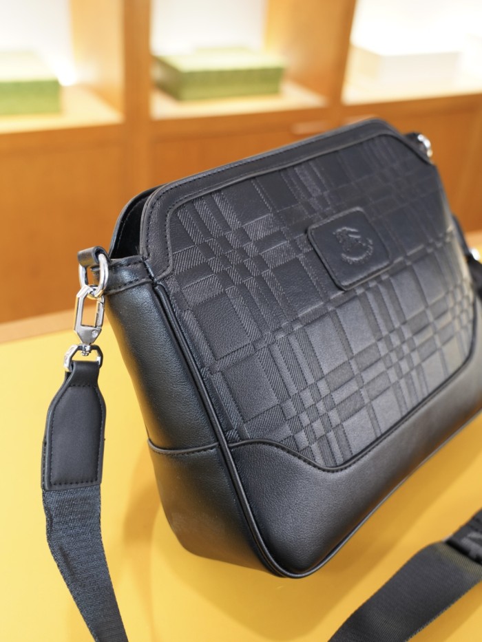 累積売上総額第１位！バーバリー n級品 2026SS メンズ ショルダーバック