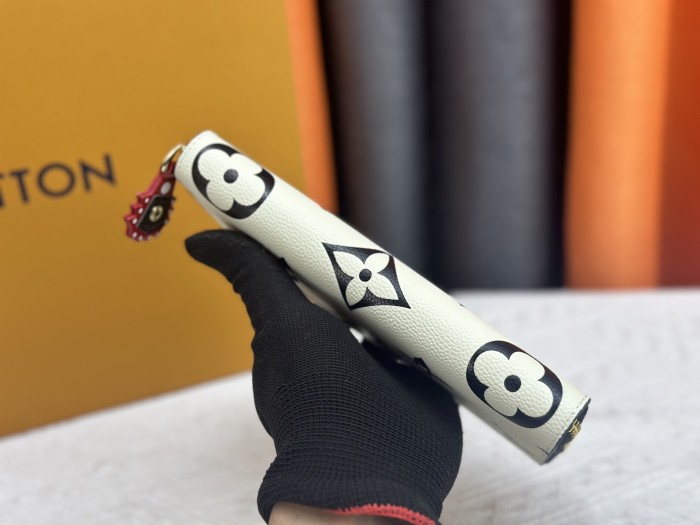 超話題! ルイヴィトン 偽物通販 2026SS 長財布