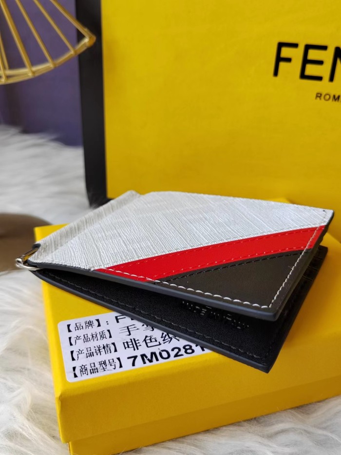 高品質 フェンディ偽物通販 2026SS 短財布