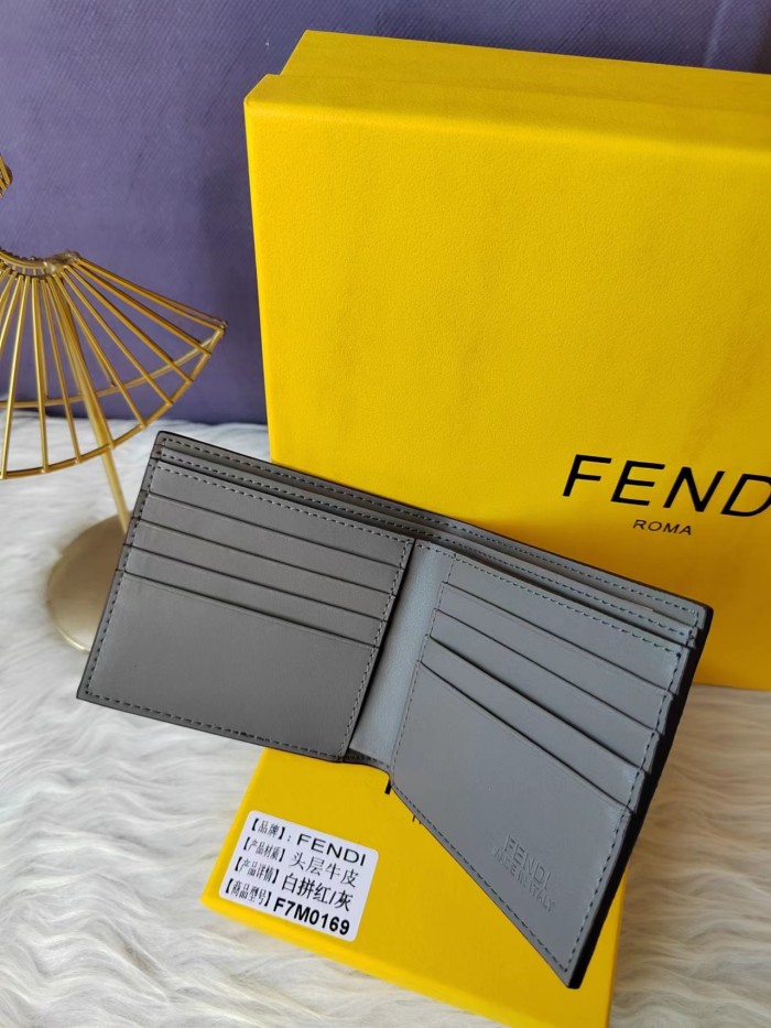 稀少 フェンディ スーパーコピー 2026SS 短財布