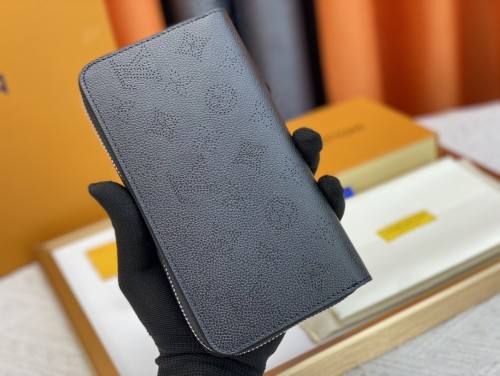 累積売上総額第１位！ルイヴィトン 激安通販 2026SS レディース 長財布