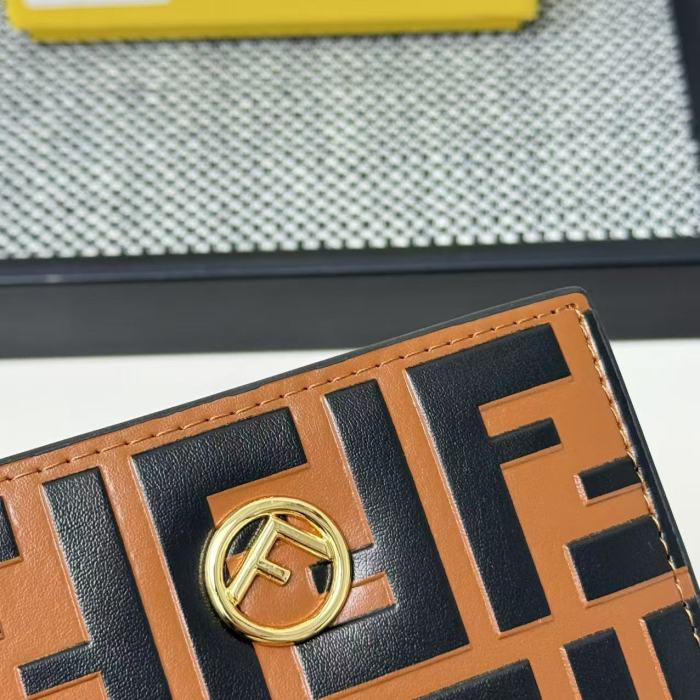 【限定】フェンディ コピーおすすめ 2026SS 短財布