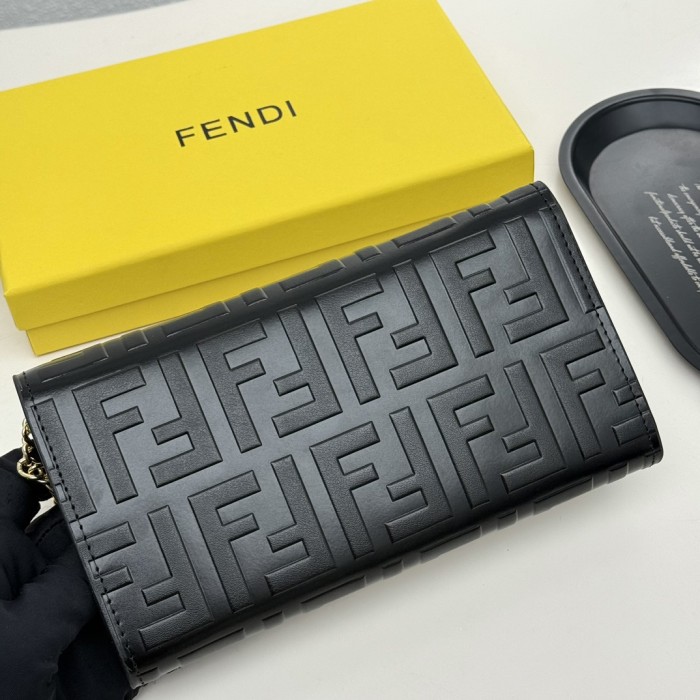 超話題! フェンディ 偽物通販 2026SS 長財布