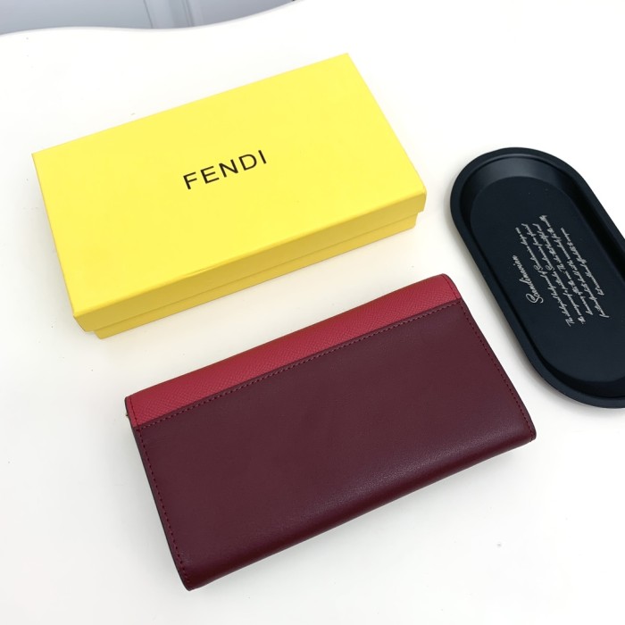 超奇跡の入荷☆ フェンディ スーパーコピー 2026SS 長財布