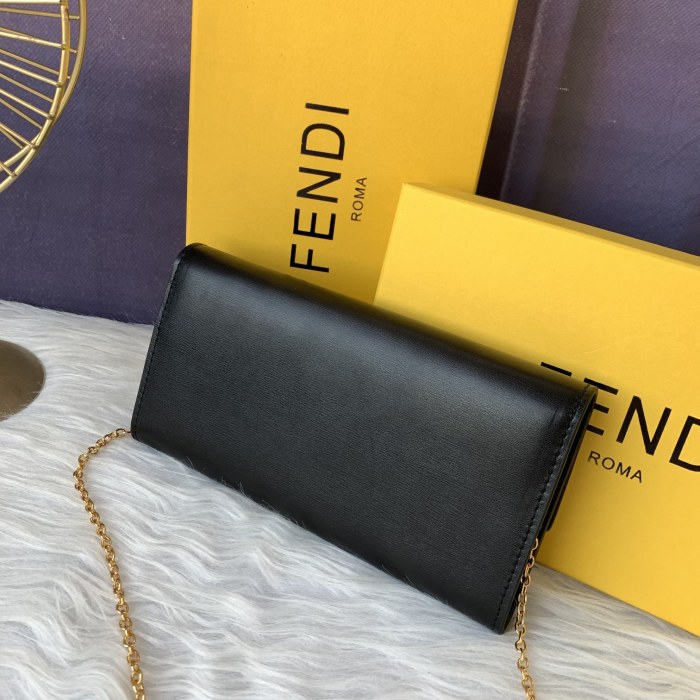 累積売上総額第１位！ フェンディ n級品 2026SS  長財布