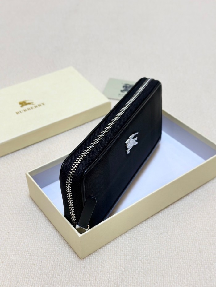 超奇跡の入荷☆ バーバリー 激安偽物 2026SS レディース 長財布