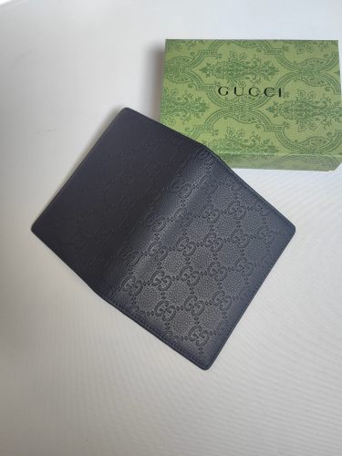 使い勝手良し グッチ 激安偽物 2026SS 短財布