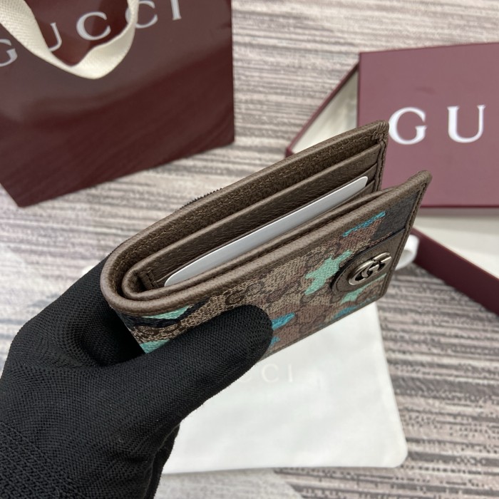 超話題! グッチ コピー 2026SS 短財布