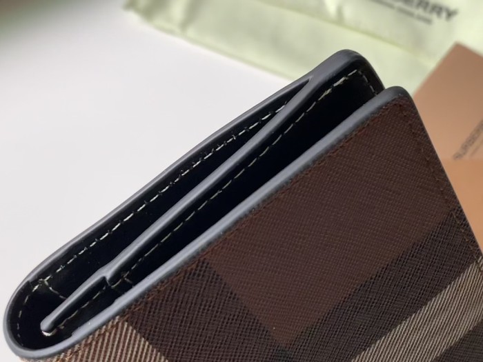 超話題! バーバリー コピー 2026SS レディース 長財布