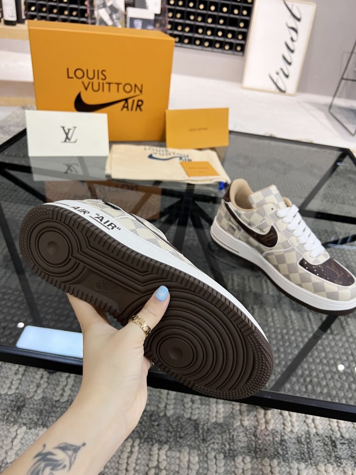 稀少 ルイヴィトン 激安通販 2026SS x OFF-WHITE x Nike メンズ ハイエンド カジュアル スニーカー