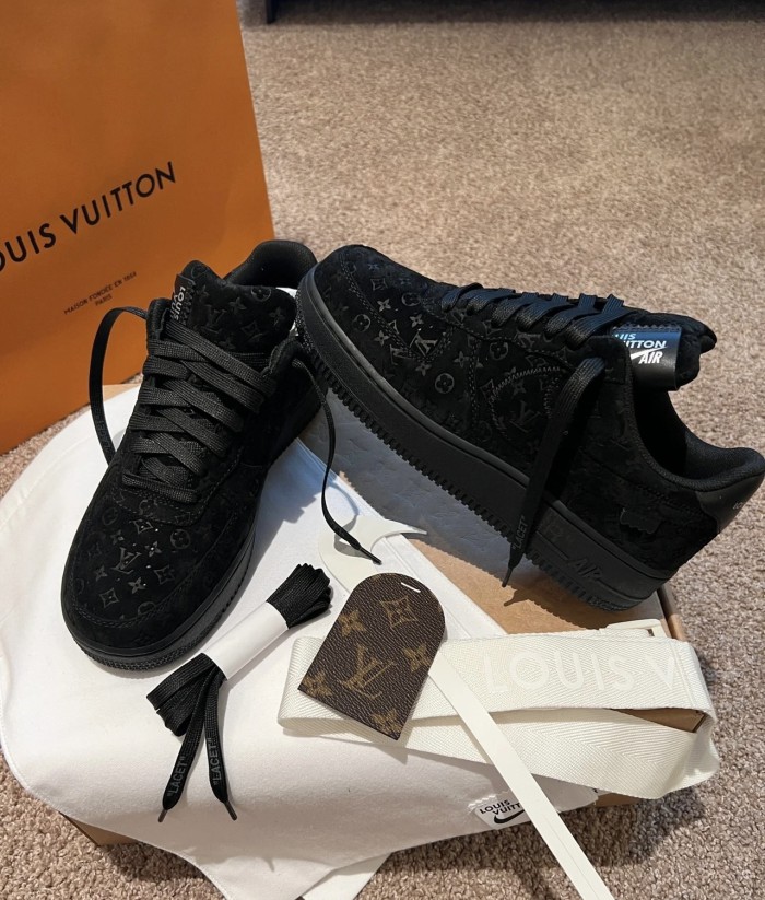 超話題! ルイヴィトン n級品 2026SS x OFF-WHITE x Nike メンズ ハイエンド カジュアル スニーカー