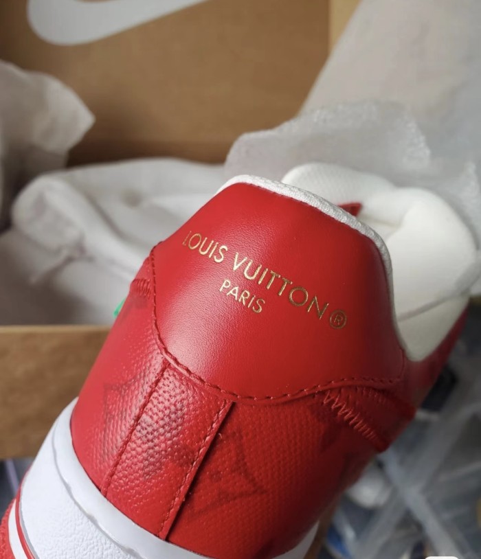 大人気 ルイヴィトン 偽物通販 2026SS x OFF-WHITE x Nike メンズ ハイエンド カジュアル スニーカー
