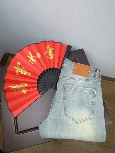 大人気 ルイヴィトン n級品 2026SSメンズスリムテーパードパンツ