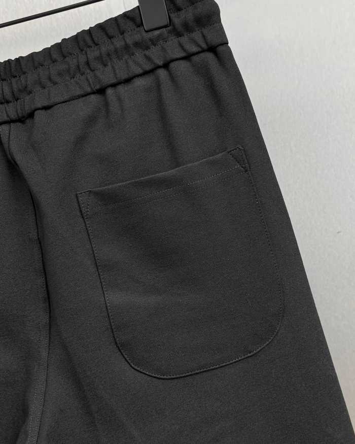 高品質 フェンディ コピー の2026SS刺繍LOGOファスナースタンドカラーパーカーセット