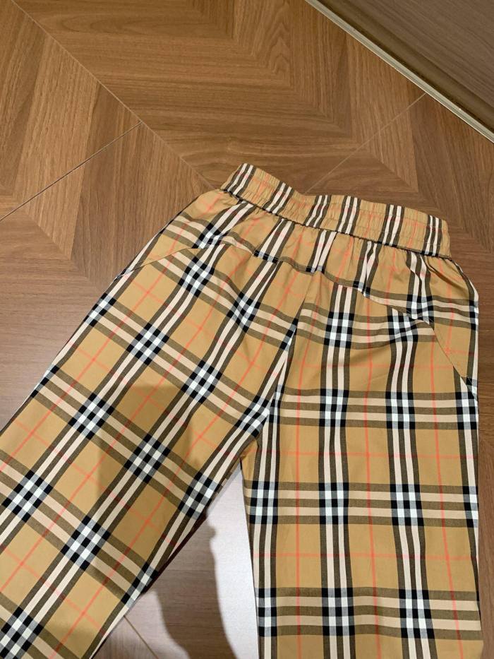 稀少 バーバリー 激安通販 の2026SS刺繍馬術騎士チェックパンツ