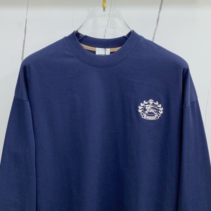 【話題商品！】 バーバリー コピーおすすめ の2026SS丸首長袖タイツ長袖Tシャツ