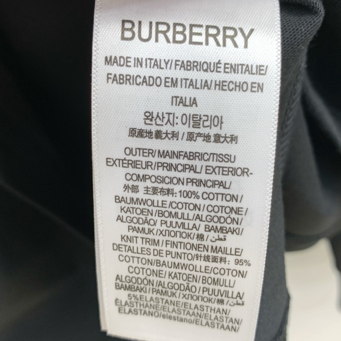 日本未入荷 バーバリー 激安偽物 の2026SS丸首長袖タイツ長袖Tシャツ