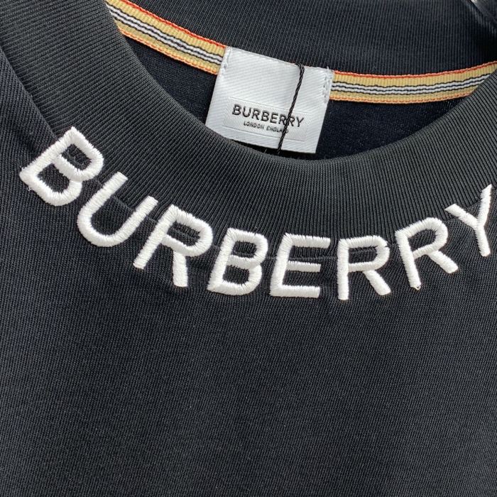 稀少 バーバリー スーパーコピー の2026SS丸首長袖タイツ長袖Tシャツ