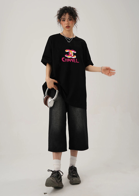 追跡付 シャネル コピー の2026SSプリントロゴオールインワントレンド丸首半袖Tシャツ