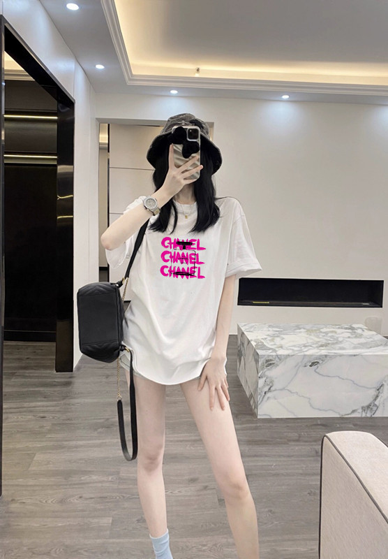 一目惚れ♪ シャネル 偽物通販 の2026SSプリントロゴオールインワントレンド丸首半袖Tシャツ