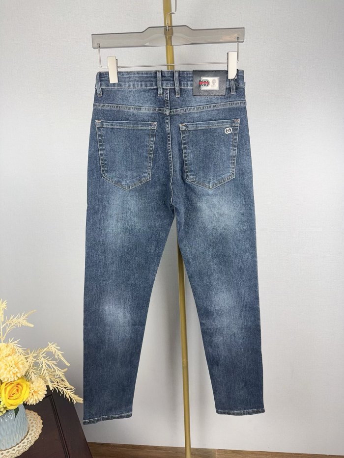 追跡付 グッチ スーパーコピー の2026SSメンズデニムパンツ