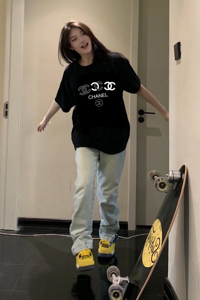 稀少 シャネル コピーおすすめ の2026SSプリントロゴオールインワントレンド丸首半袖Tシャツ