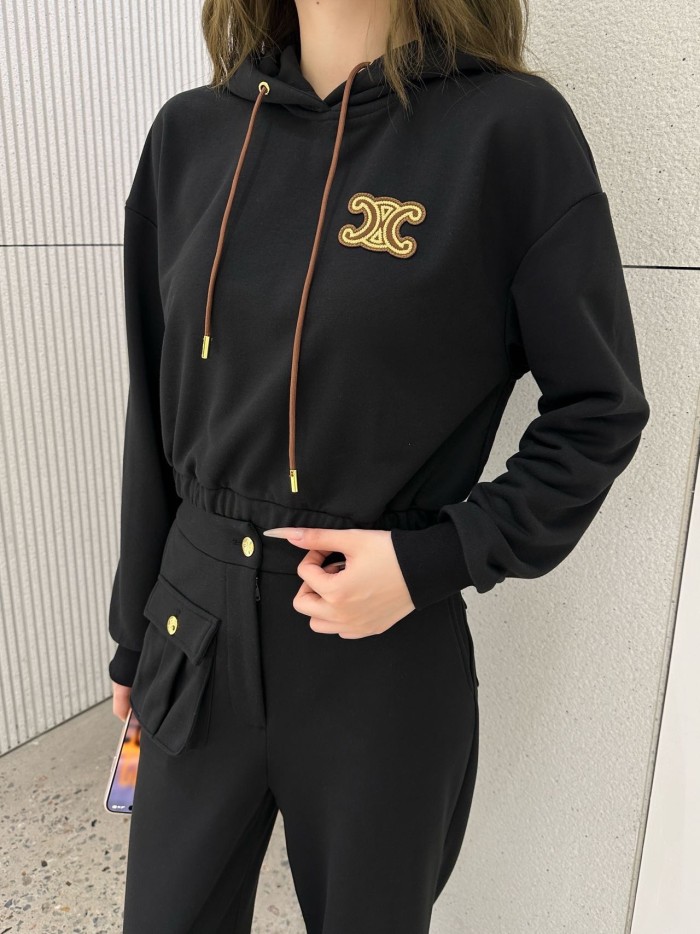 超奇跡の入荷☆ セリーヌ スーパーコピー の2026SSキャップ付き革製ポケットセット2色