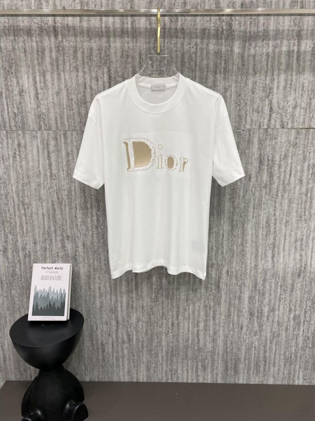 日本未入荷 ディオール コピー の2026SS前後のデザインロゴ刺繍半袖 Ｔシャツ